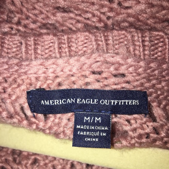 Pink lace sweater - Picture 3 of 3